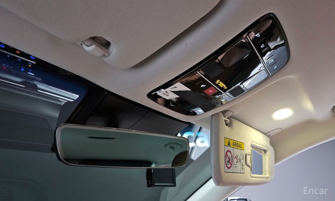 Grandeur Hybrid (GN7)Exclusive