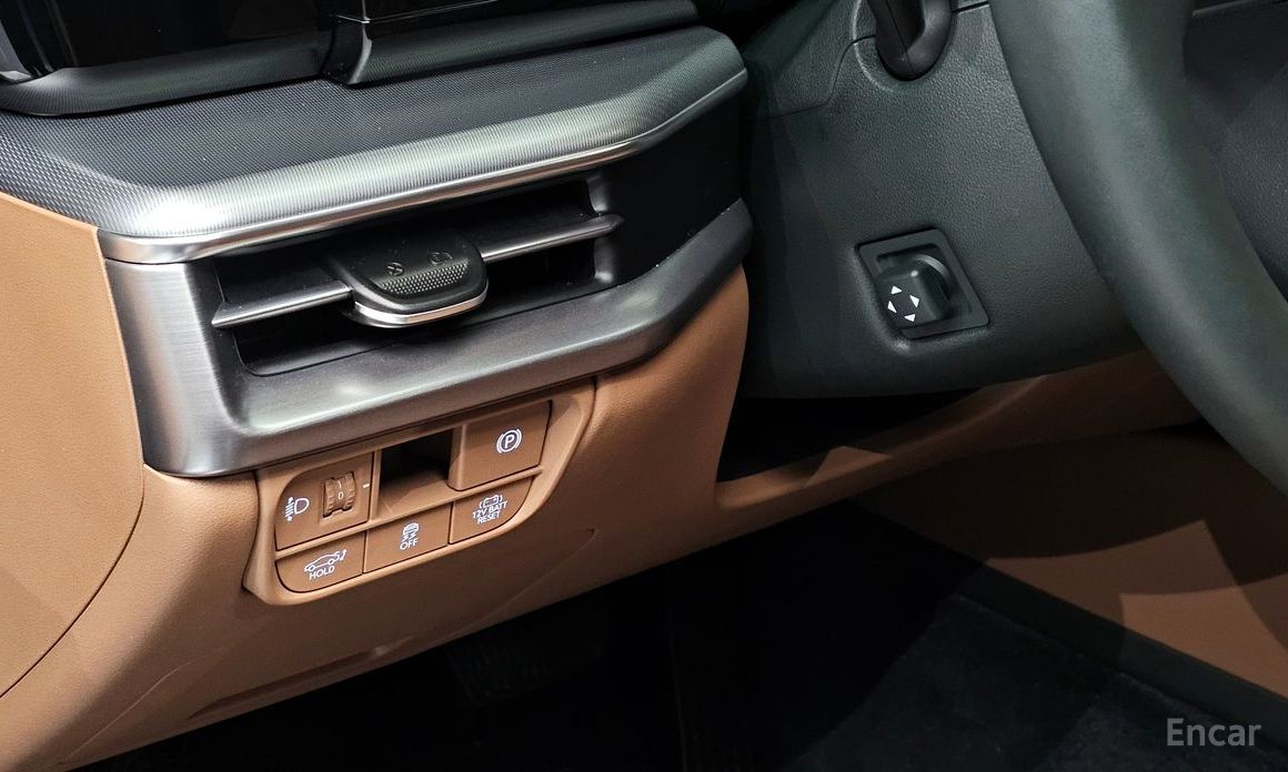 Grandeur Hybrid (GN7)Exclusive