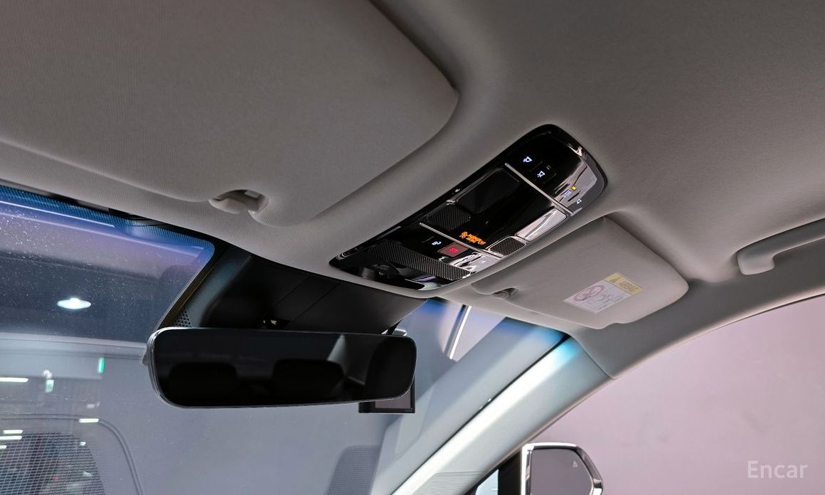 Grandeur Hybrid (GN7)Premium