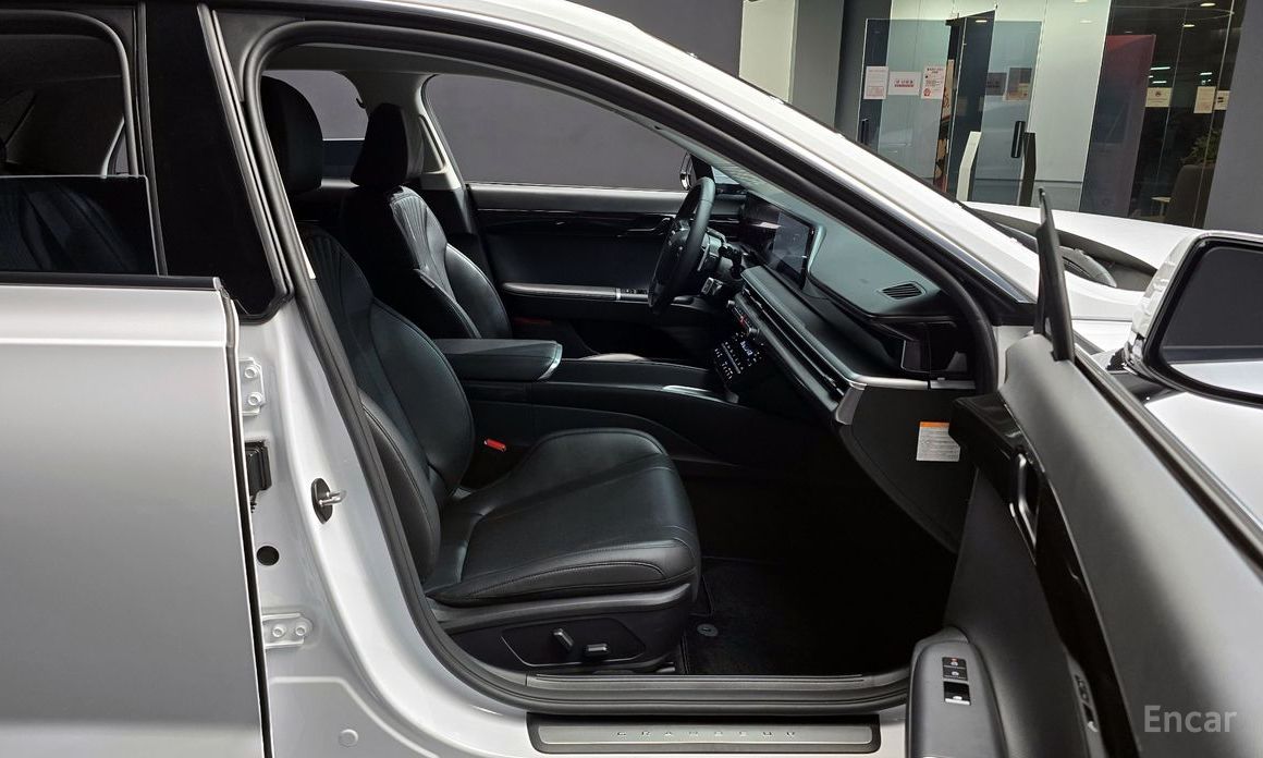 Grandeur Hybrid (GN7)Premium