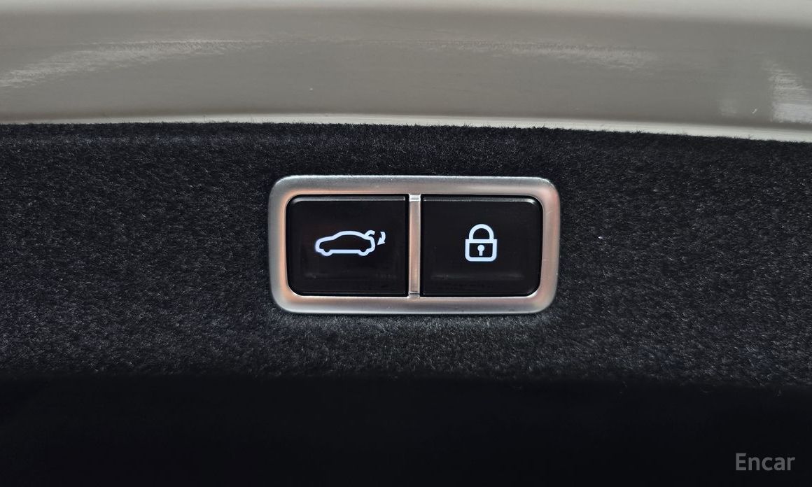 Grandeur Hybrid (GN7)Premium