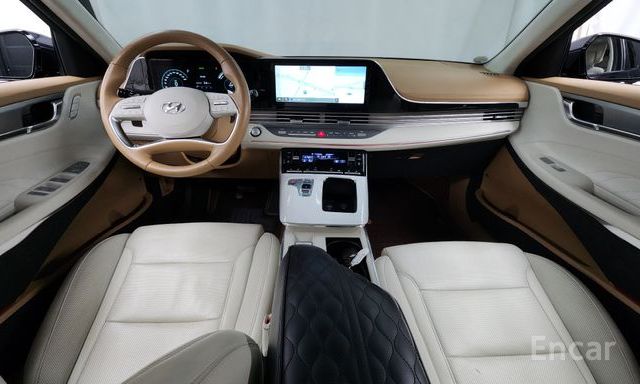 The New Grandeur IG HybridCalligraphy