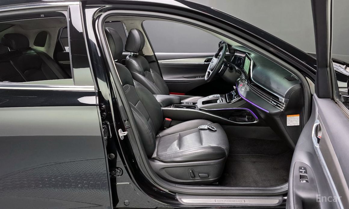 The New Grandeur IG HybridLe Blanc