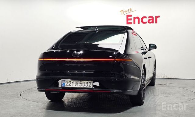 Grandeur Hybrid (GN7)Calligraphy