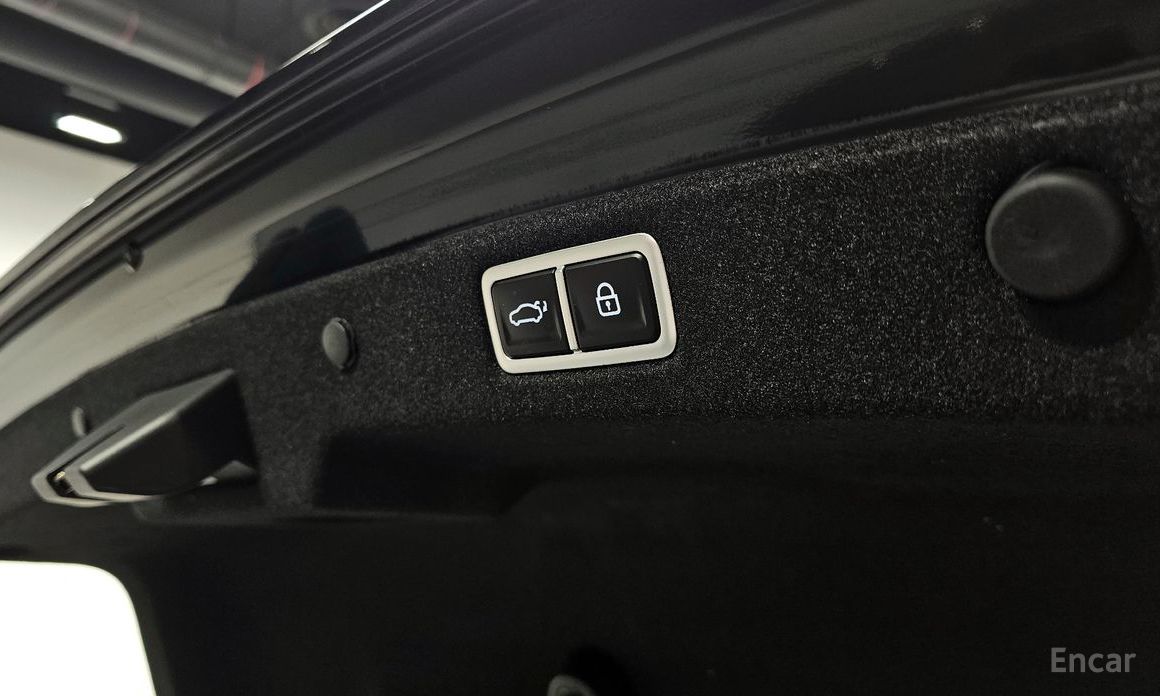 Grandeur Hybrid (GN7)Calligraphy