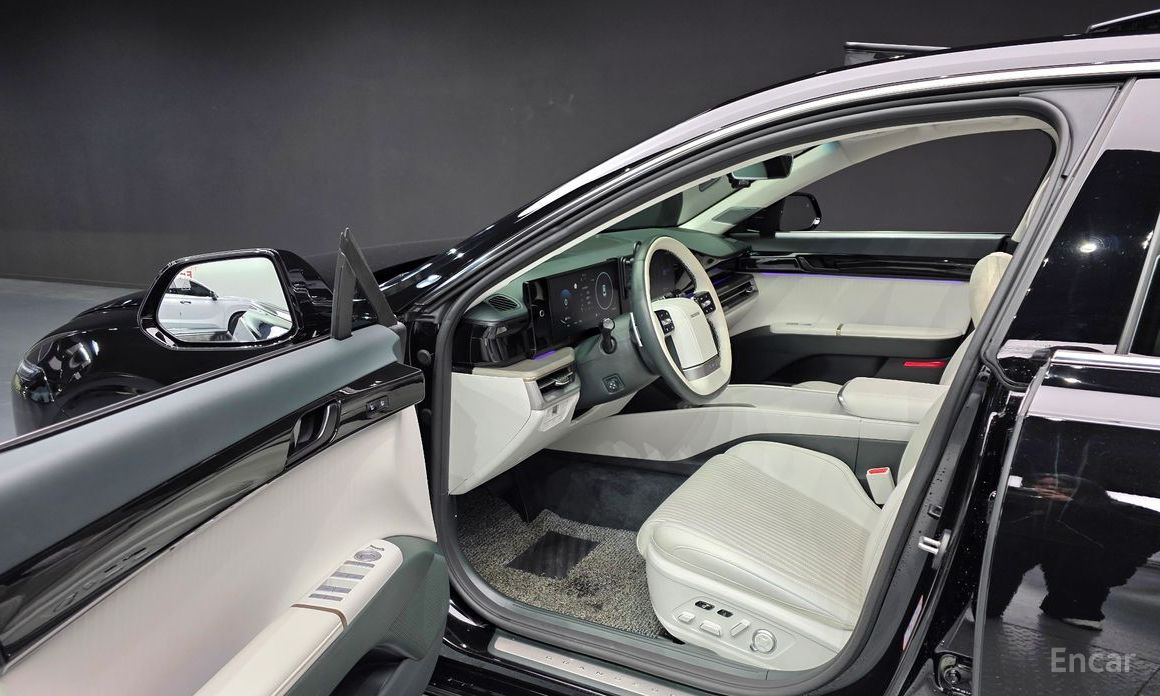 Grandeur Hybrid (GN7)Calligraphy