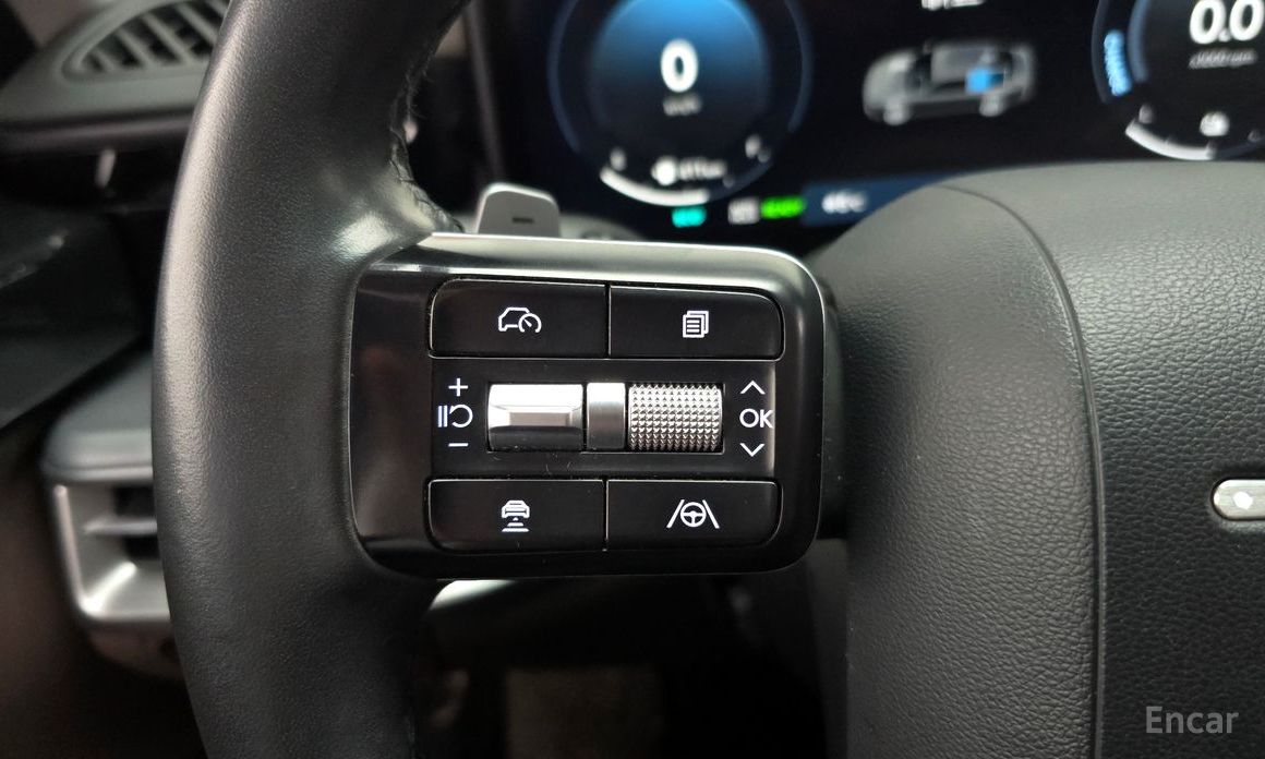 Grandeur Hybrid (GN7)Exclusive