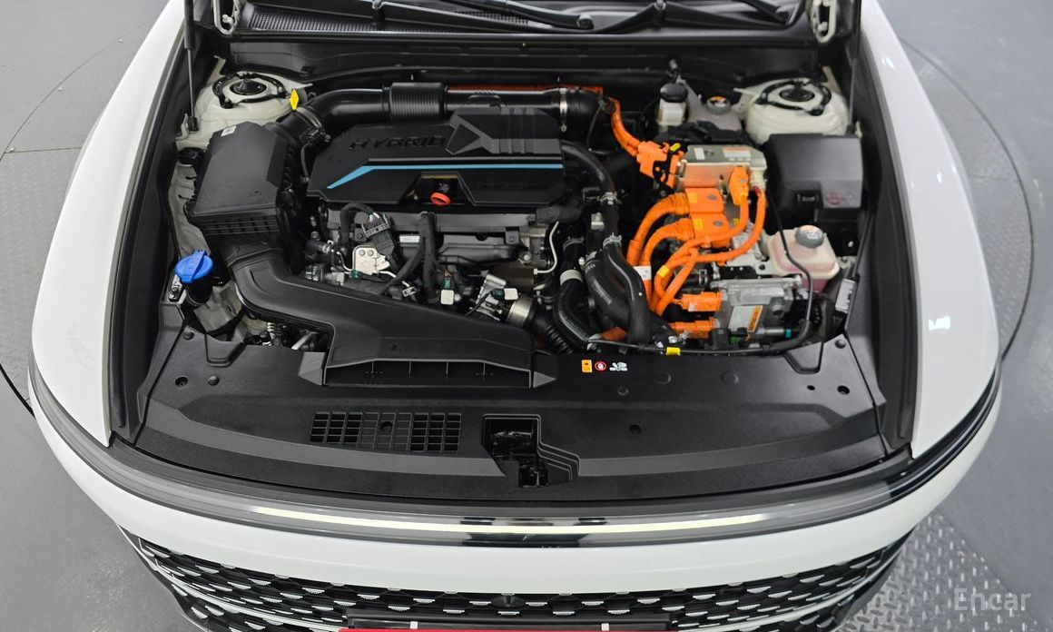 Grandeur Hybrid (GN7)Exclusive