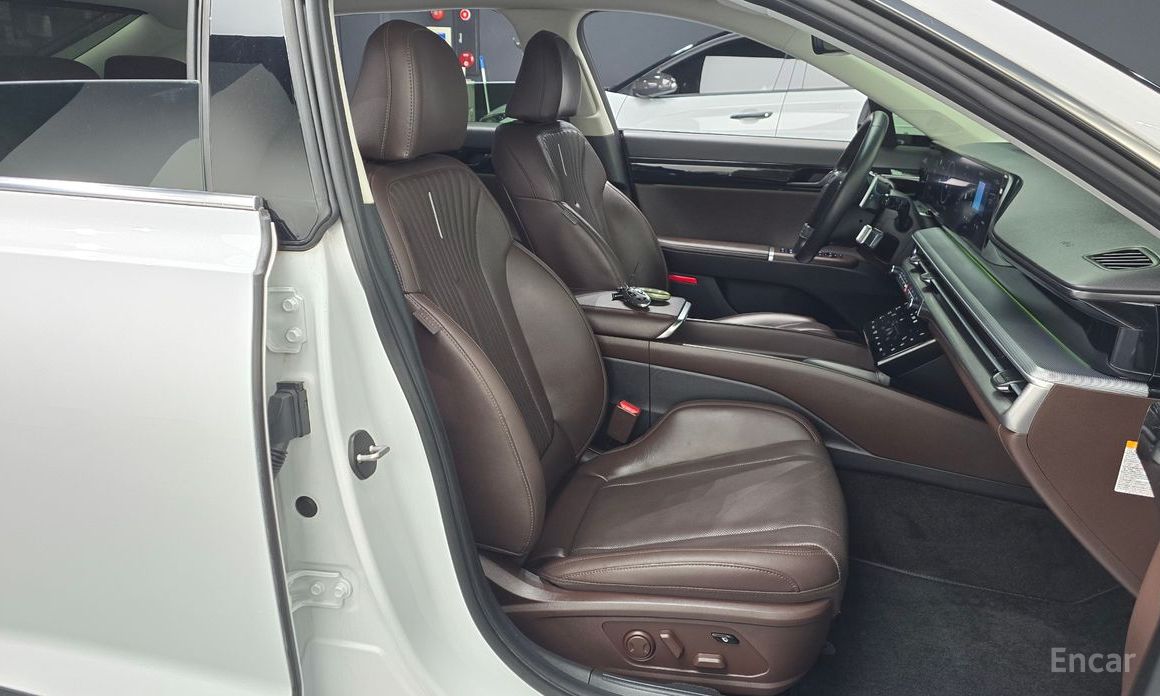 Grandeur Hybrid (GN7)Exclusive