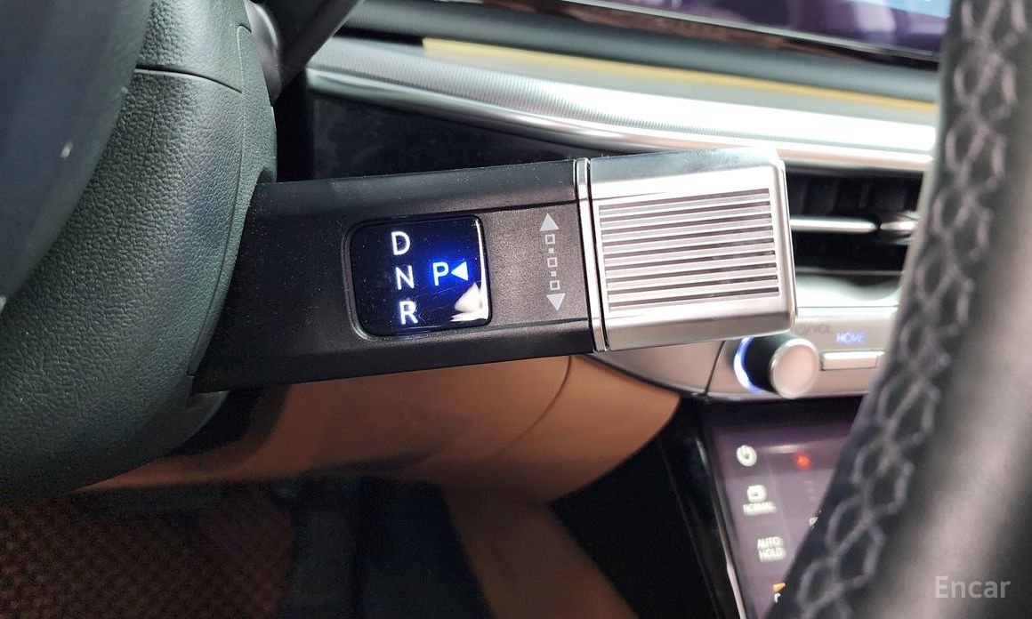 Grandeur Hybrid (GN7)Premium