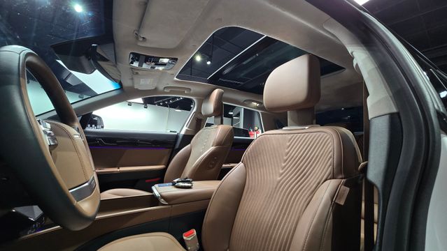 Grandeur Hybrid (GN7)Calligraphy