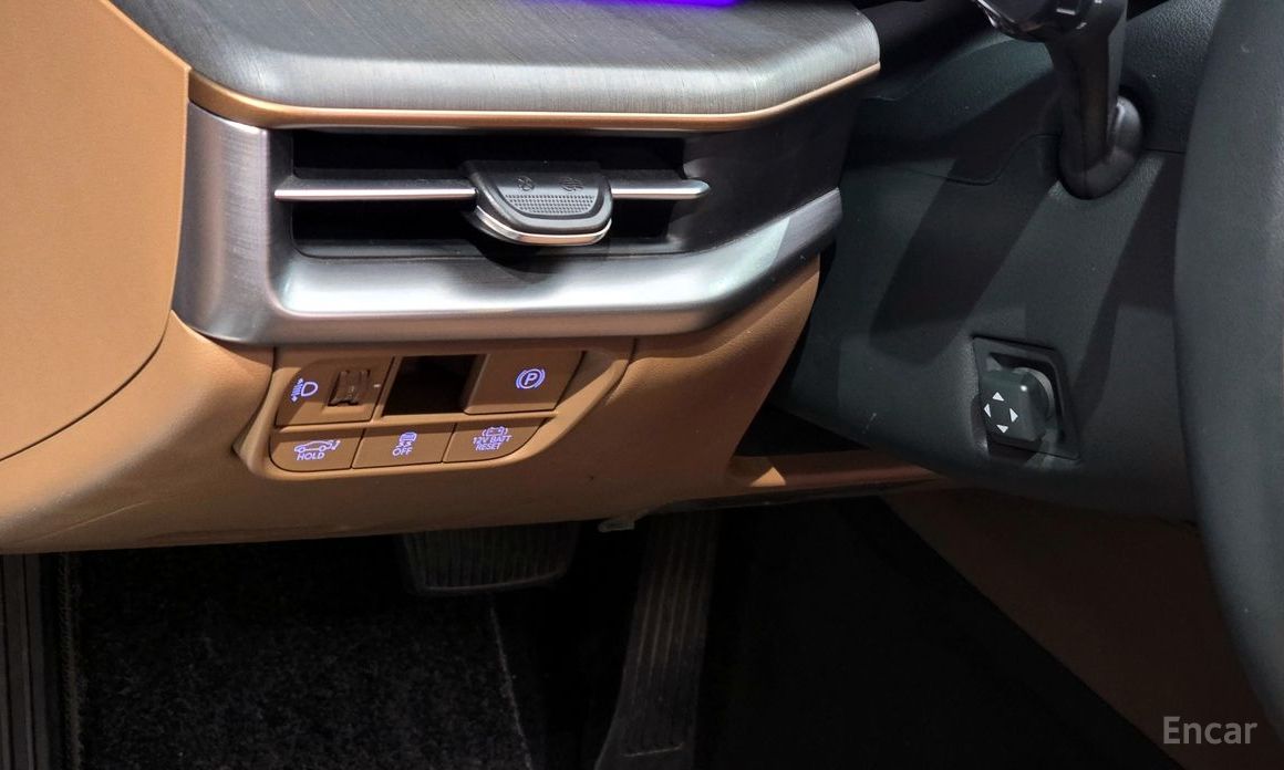 Grandeur Hybrid (GN7)Calligraphy