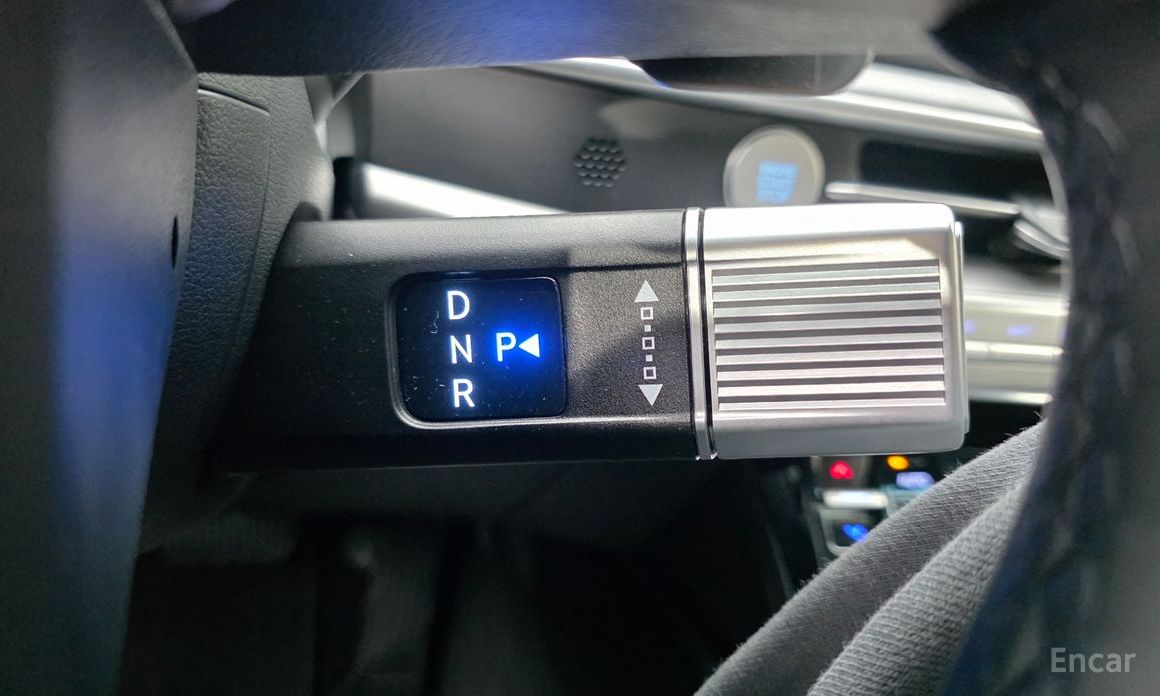 Grandeur Hybrid (GN7)Premium