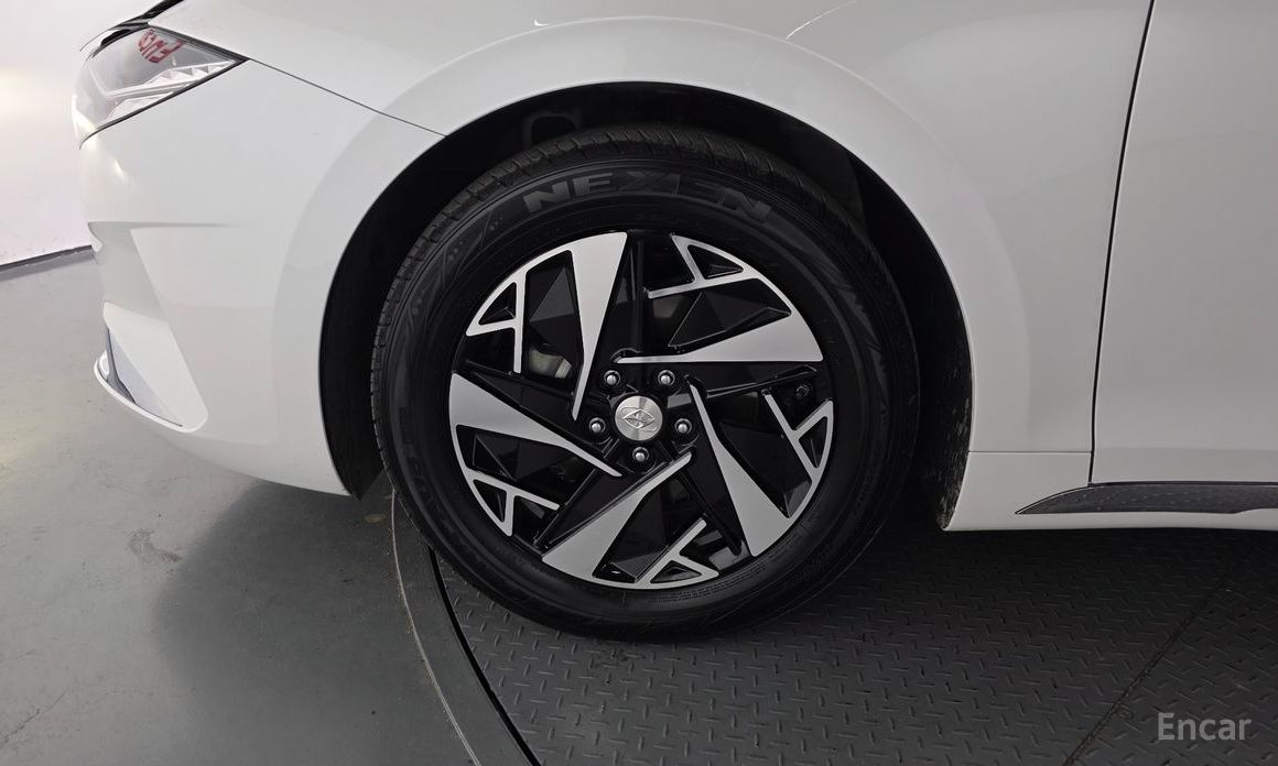 The New Grandeur IG HybridExclusive