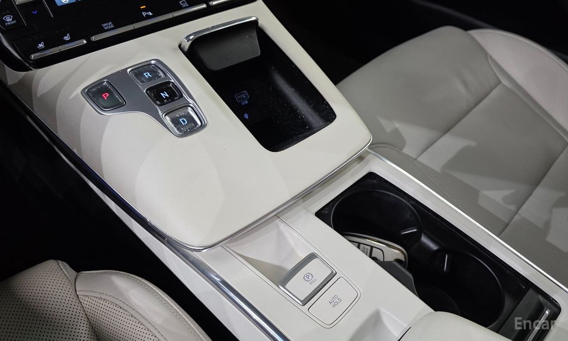 The New Grandeur IG HybridLe Blanc
