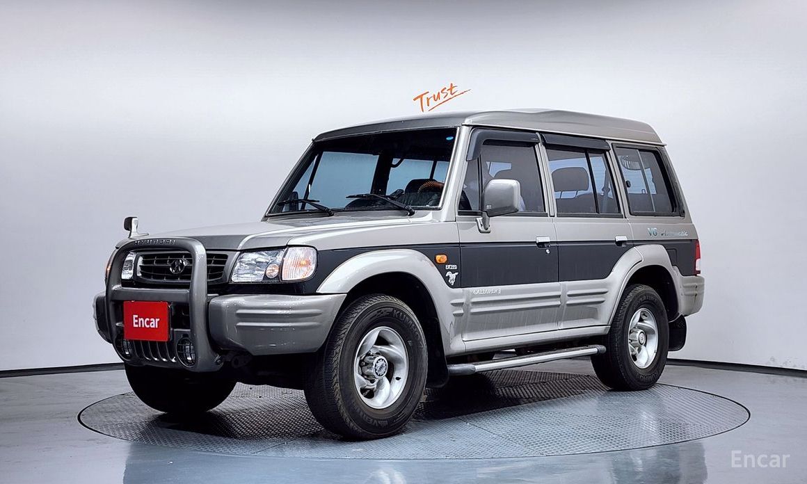 Galloper 29-seater V6 LPG