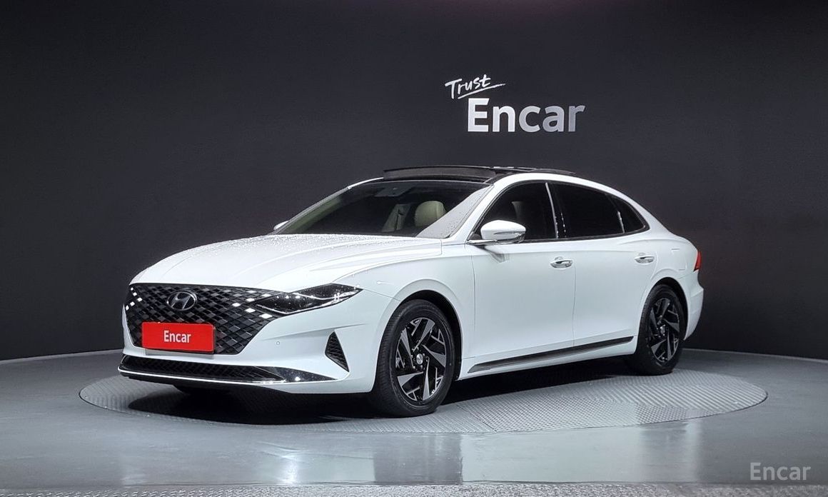 The New Grandeur IG HybridLe Blanc