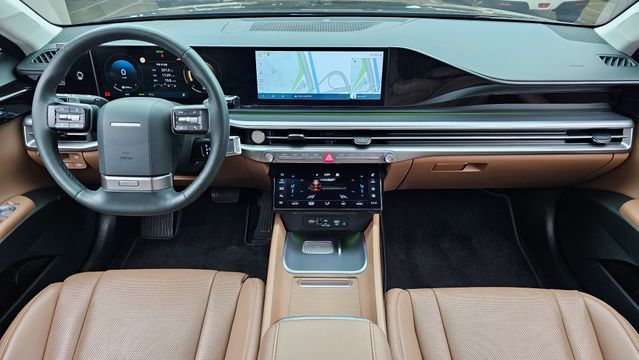 Grandeur Hybrid (GN7)Exclusive