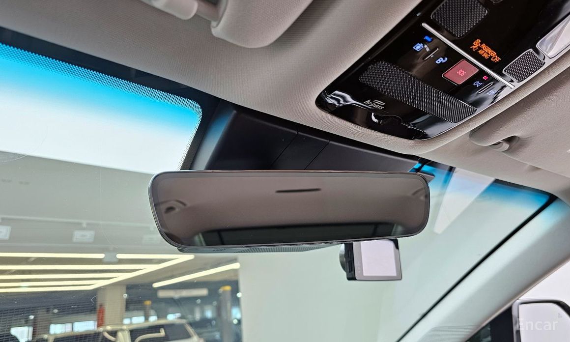 Grandeur Hybrid (GN7)Exclusive