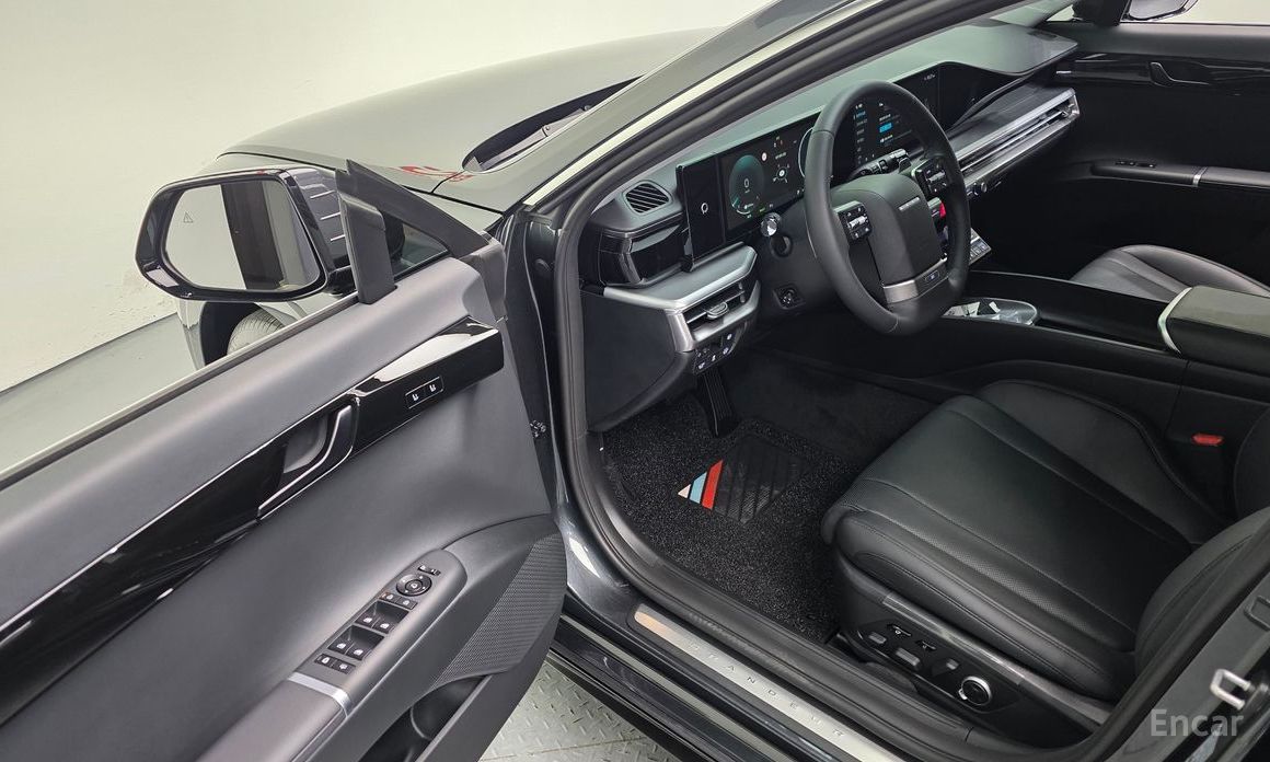 Grandeur Hybrid (GN7)Exclusive