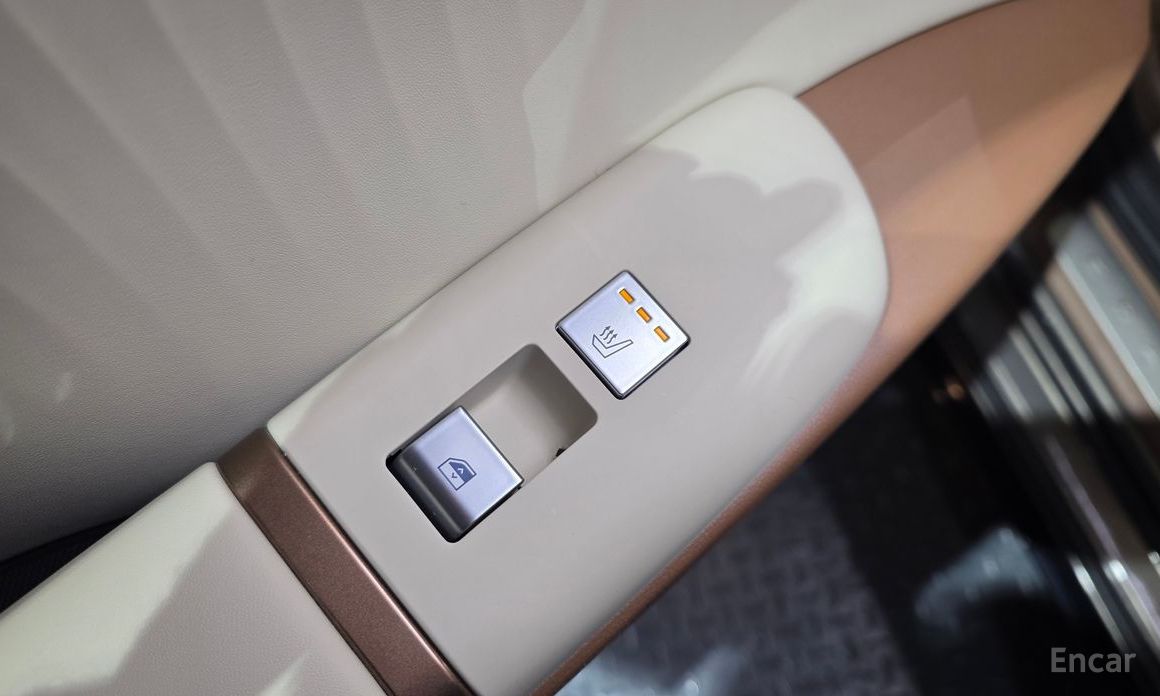 Grandeur Hybrid (GN7)Calligraphy