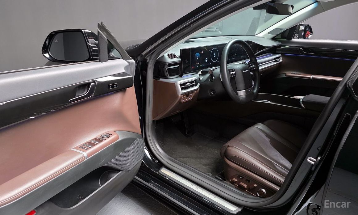 Grandeur Hybrid (GN7)Exclusive