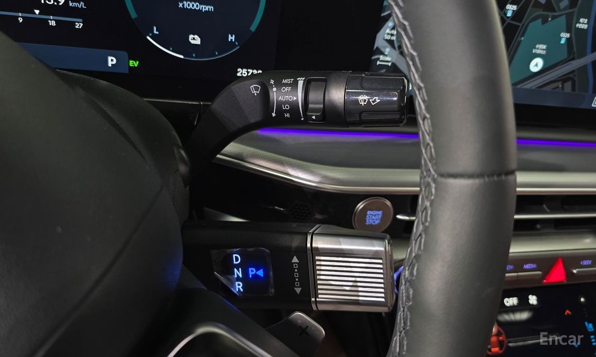 Grandeur Hybrid (GN7)Premium