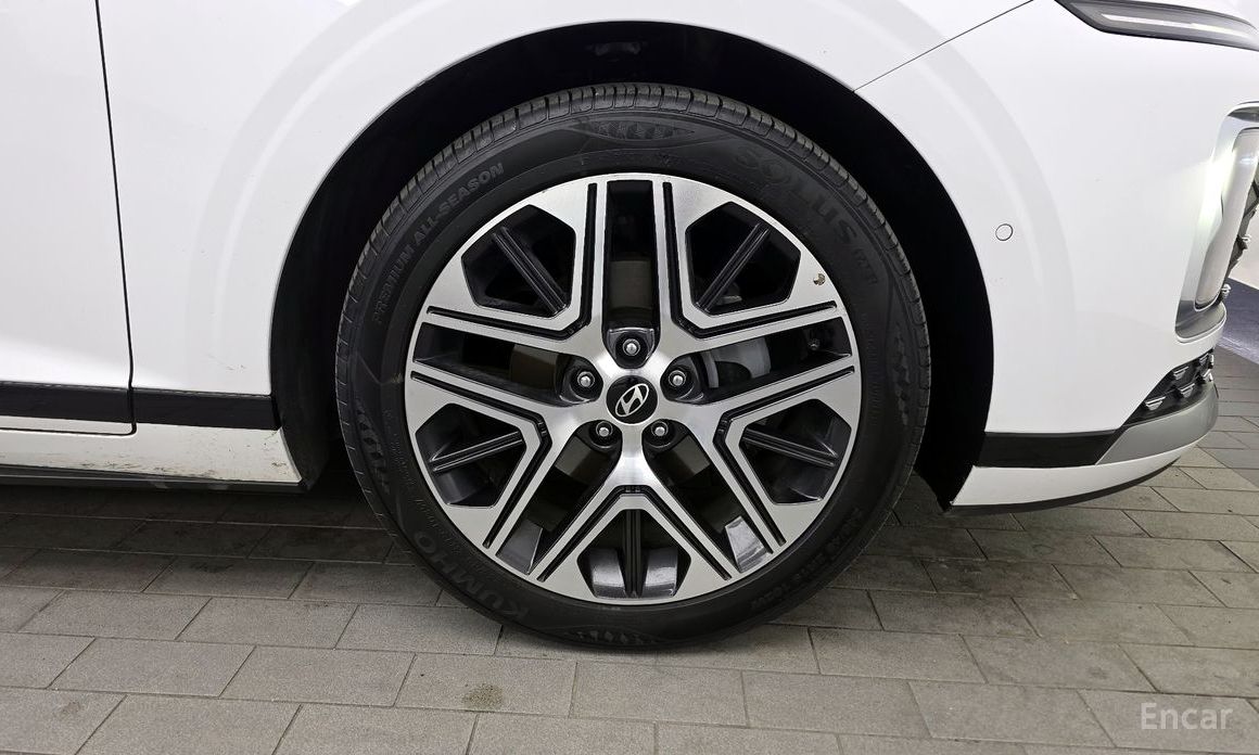 Grandeur Hybrid (GN7)Exclusive