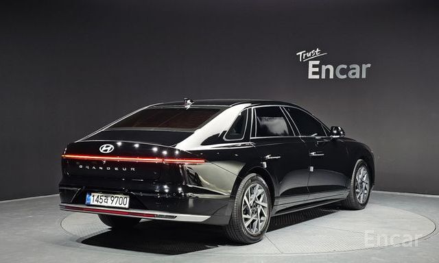 Grandeur Hybrid (GN7)Premium