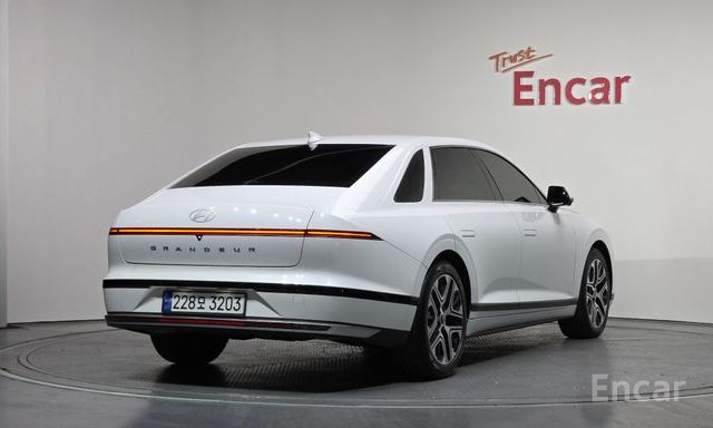 Grandeur Hybrid (GN7)Exclusive