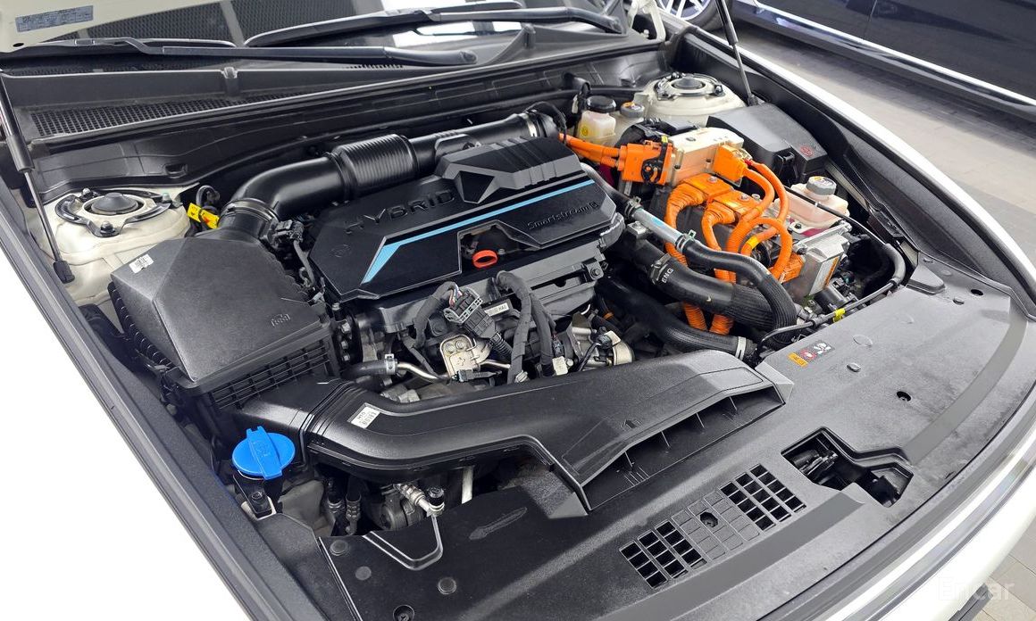 Grandeur Hybrid (GN7)Exclusive