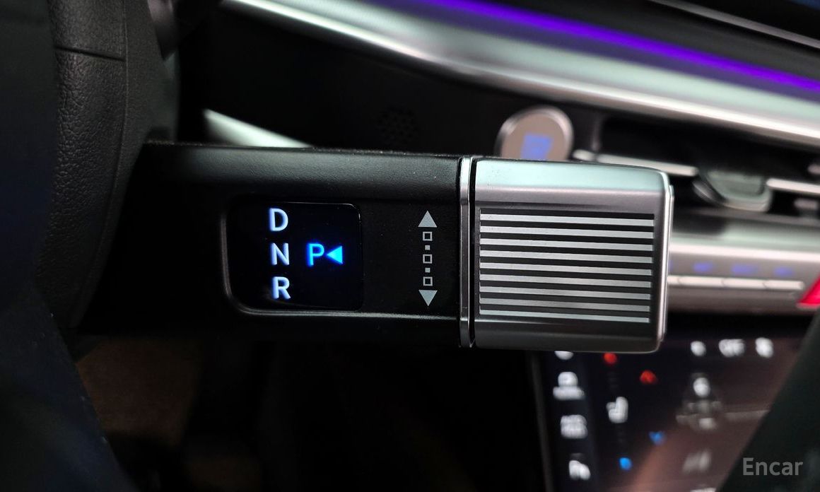 Grandeur Hybrid (GN7)Exclusive