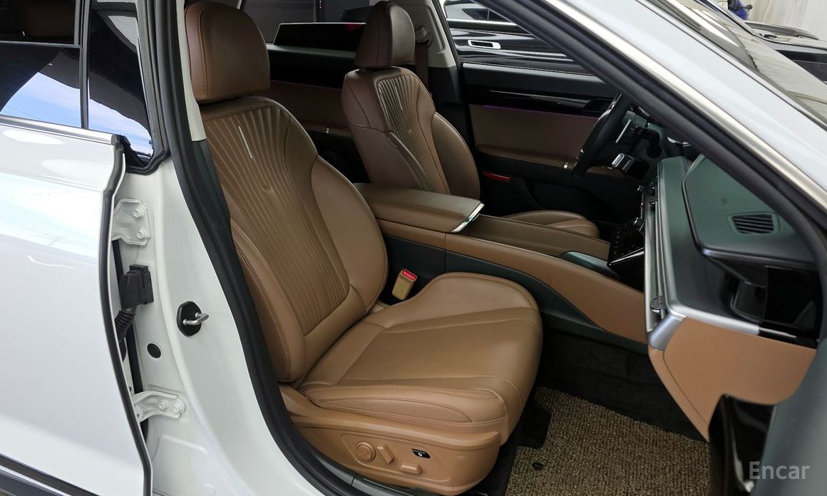 Grandeur Hybrid (GN7)Exclusive