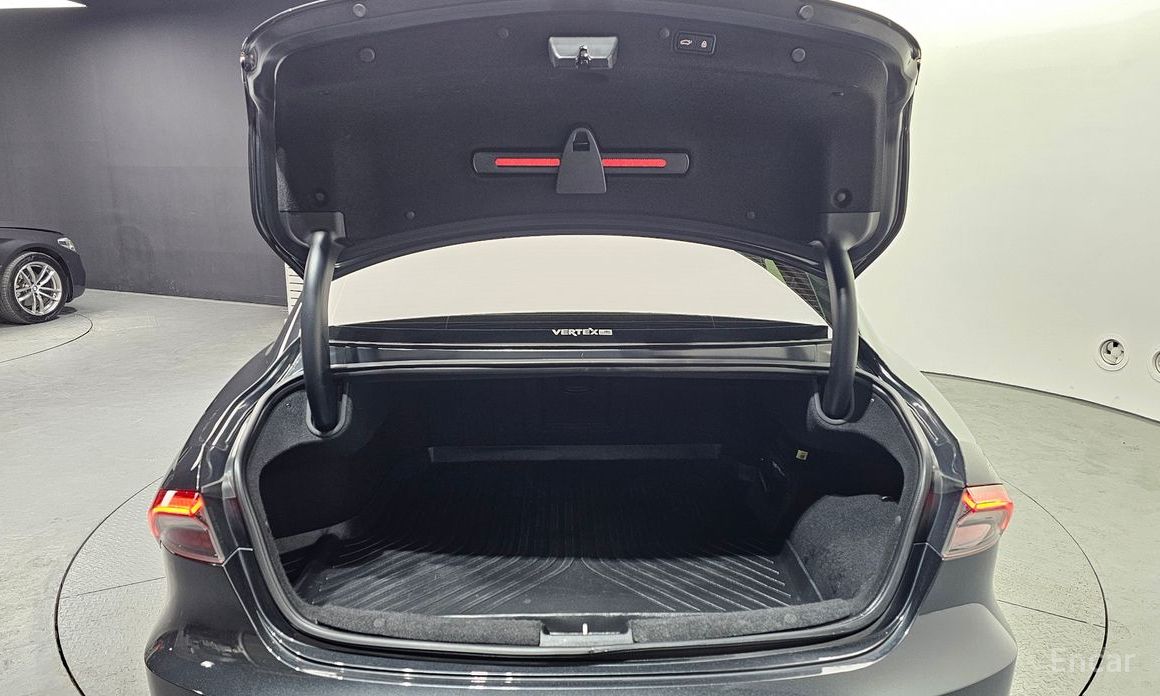 The New Grandeur IG HybridCalligraphy