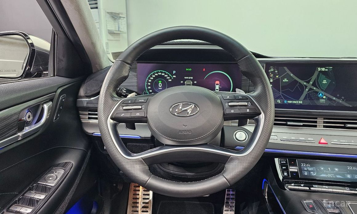 The New Grandeur IG HybridCalligraphy